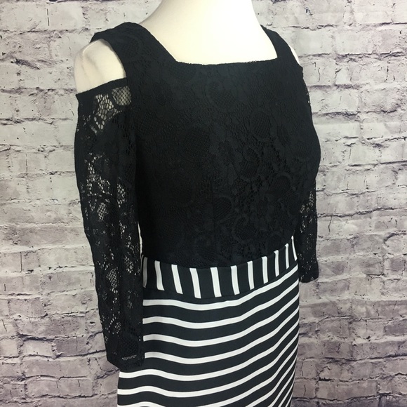 Lace Cut Out Shoulder Dress - Picture 3 of 7